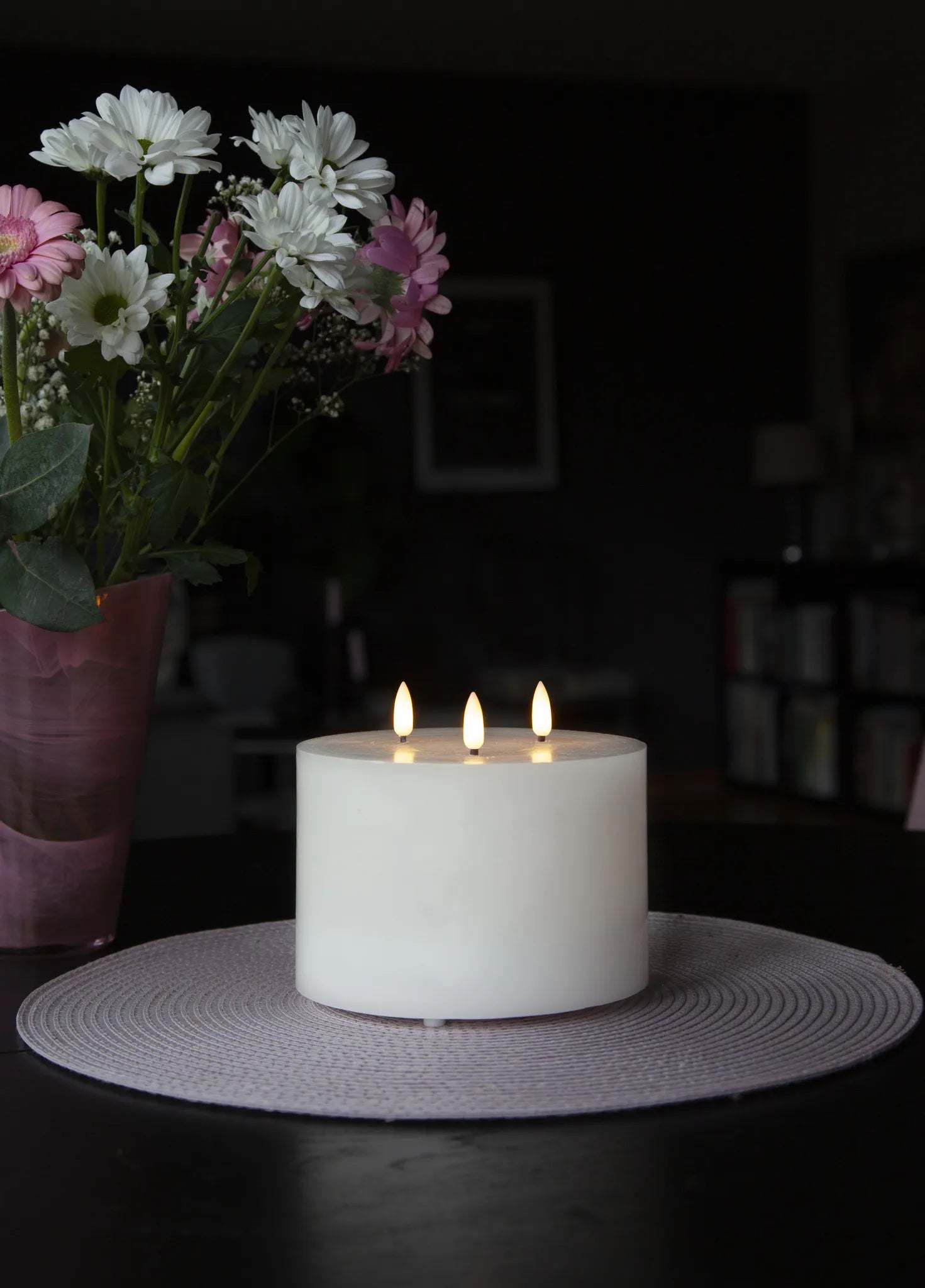 LED Pillar Kerze Flamme Indoor, Weiss, 13cm, Timerfunktion