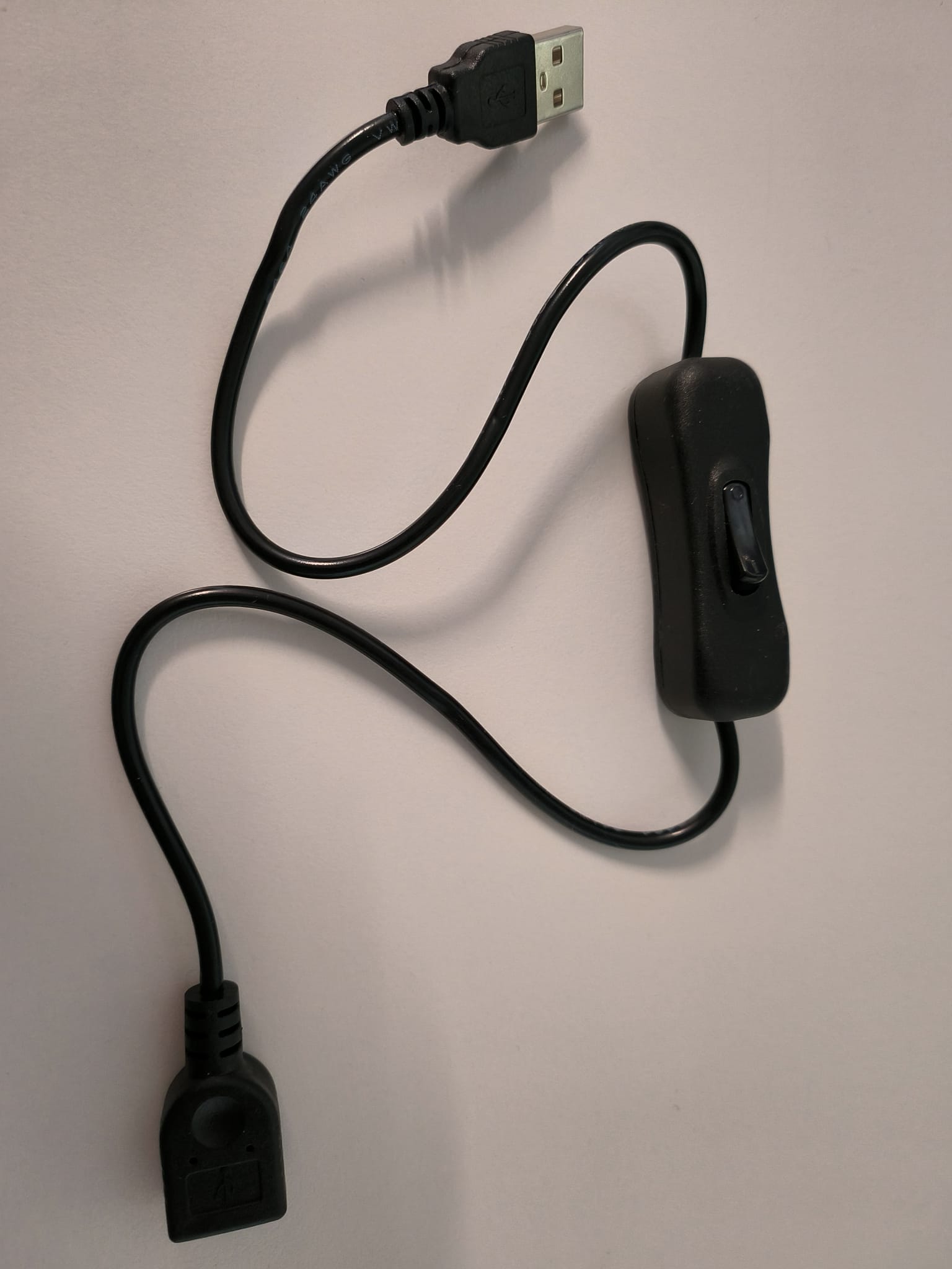 USB Verlängerung/Kupplung mit Ein/Aus Schalter in Weiß oder Schwarz