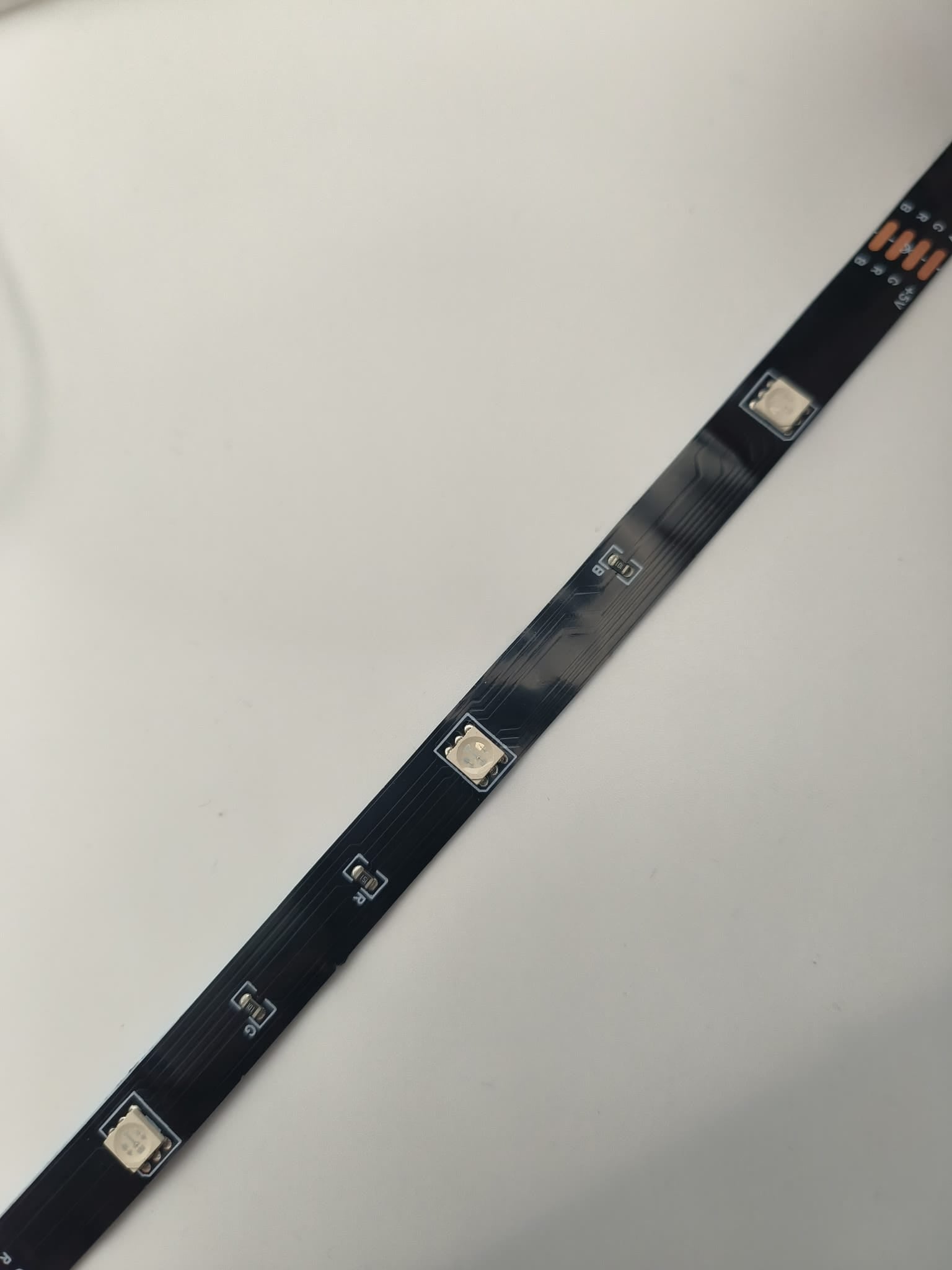 1m Led RGB/ Farbig Selbstklebend mit Batteriebox IP20 5V