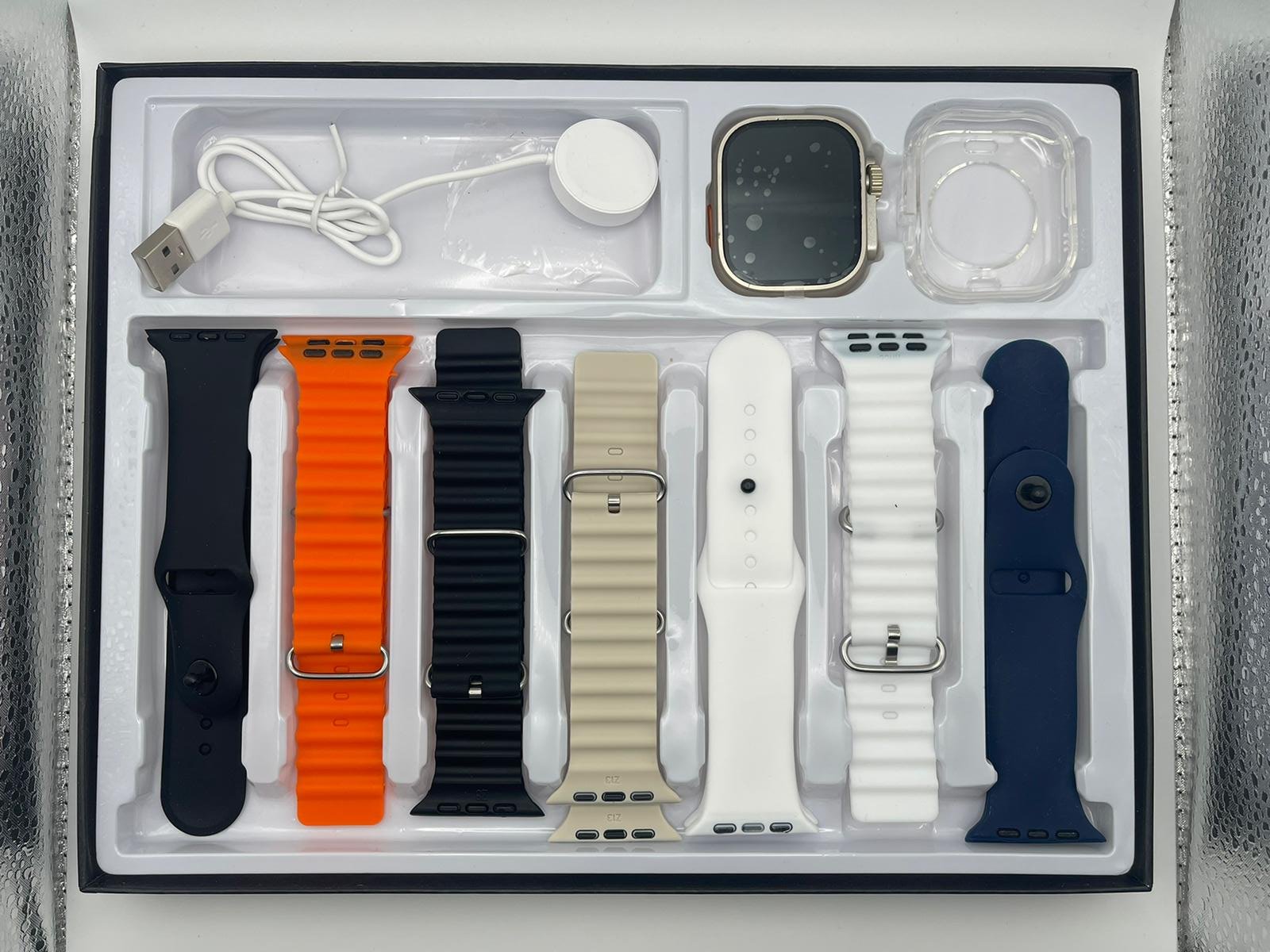 Smartwatch Ultra 9 DT900 Big 2.06 + 7 Bänder / Wireless Charger / Silicone Case