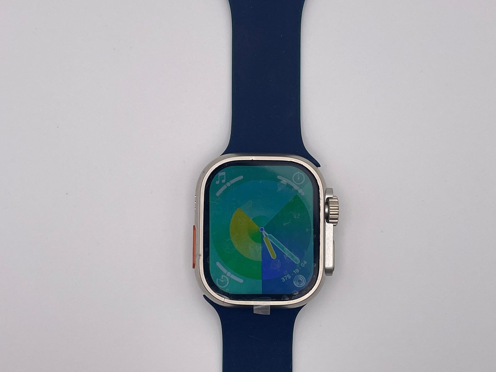 Smartwatch Ultra 9 DT900 Big 2.06 + 7 Bänder / Wireless Charger / Silicone Case