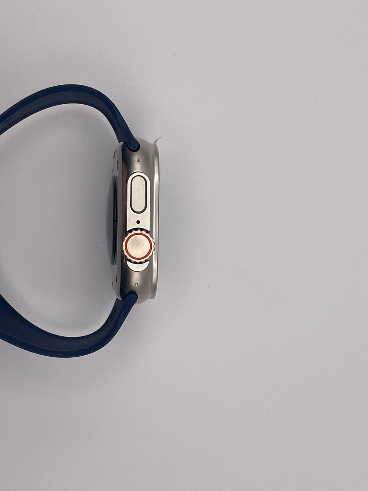 Smartwatch Ultra 9 DT900 Big 2.06 + 7 Bänder / Wireless Charger / Silicone Case