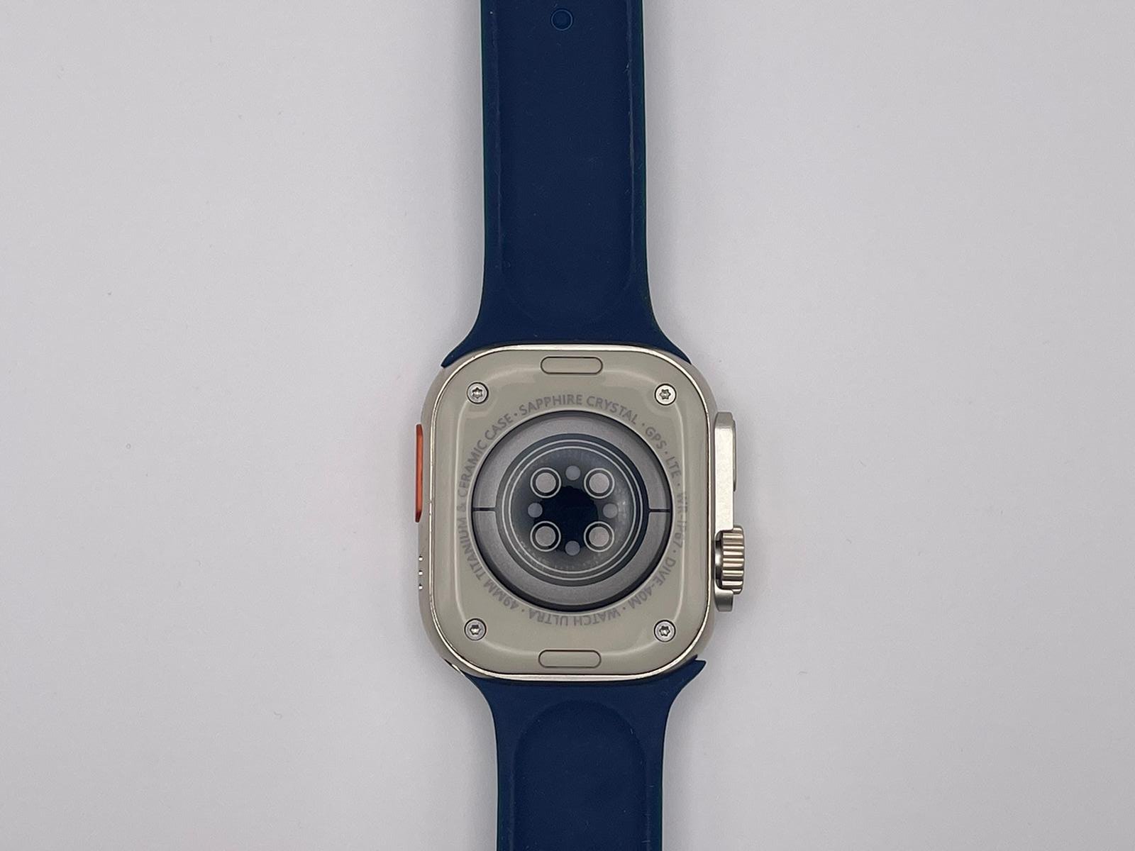 Smartwatch Ultra 9 DT900 Big 2.06 + 7 Bänder / Wireless Charger / Silicone Case