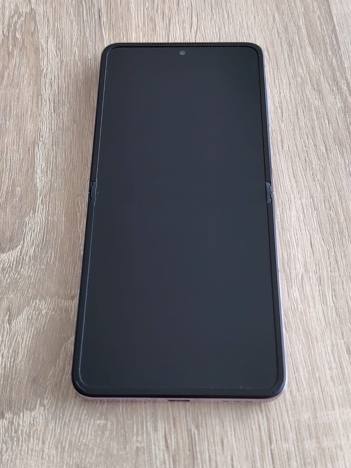 OPPO Find N2 Flip (256 GB, Moonlit Purple, Dual SIM, 5G) (Gebraucht Artikel mit Garantie bis 17.03.2026 )