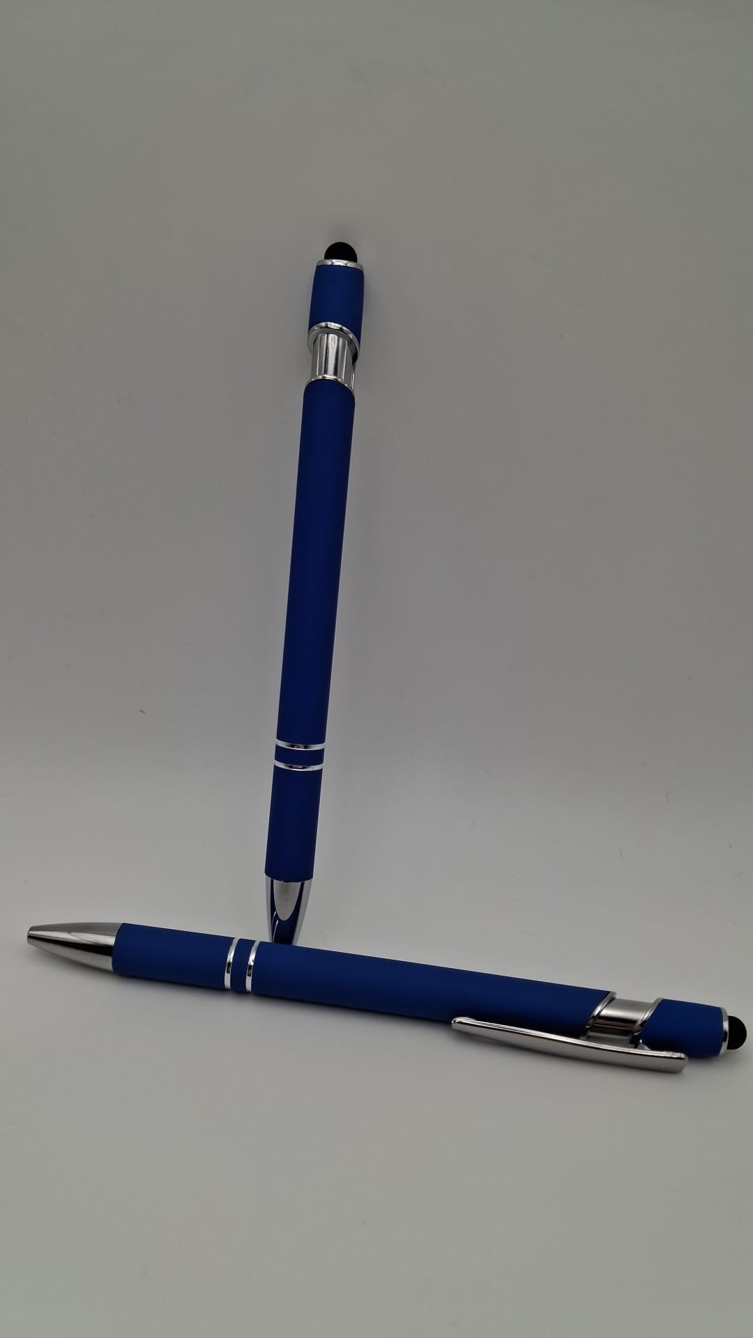 Elektroniktrade Kugelschreiber Touch Pen Schwarz mit Elektroniktrade Schriftzug Elektroniktrade Switzerland