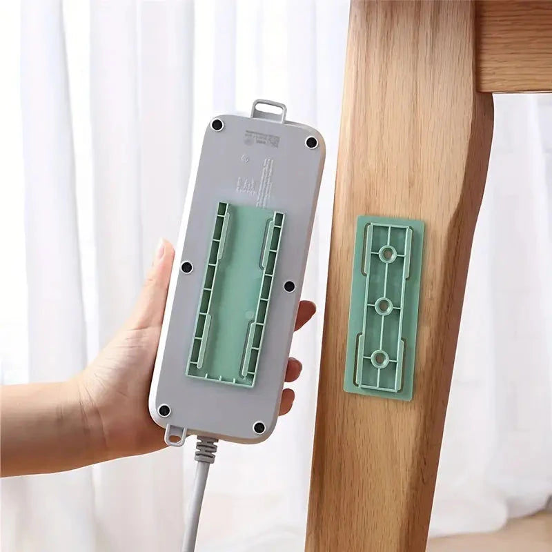 Elektroniktrade Selbstklebender Wandhaken für Steckdosen und mehr. Elektroniktrade Switzerland