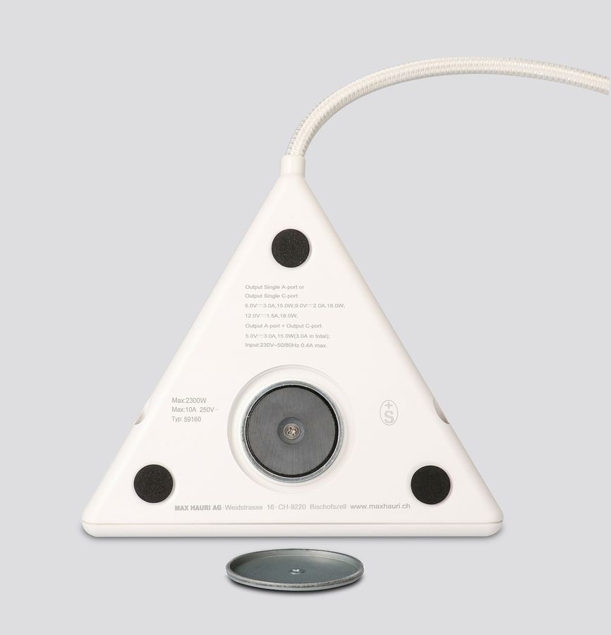 MAX HAURI SPLIT Energy Pyramide Steckdosenleiste 2x Typ 13 ws USB A+C 2.5m cli. Elektroniktrade Switzerland