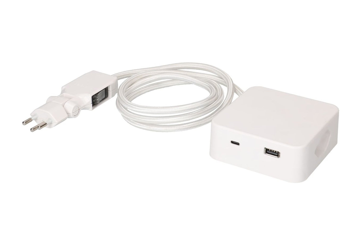 MAX HAURI SPLIT Steckdosenleiste Cube 3x Typ 13 weiss-weiss USB 2m clip-clap Elektroniktrade Switzerland