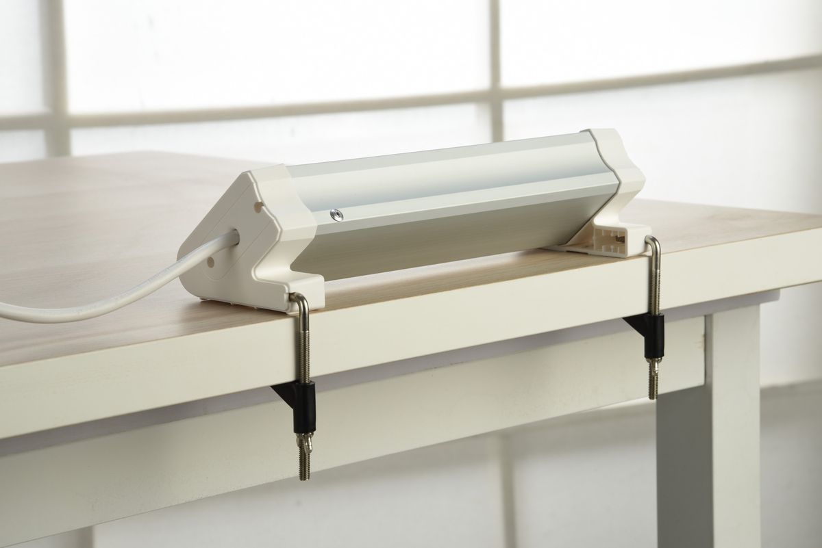 Schönenberger ALU DESKTOP 4xT13, 1x USB-C / 2x USB-A max. 3.4A / PD 20W Elektroniktrade Switzerland