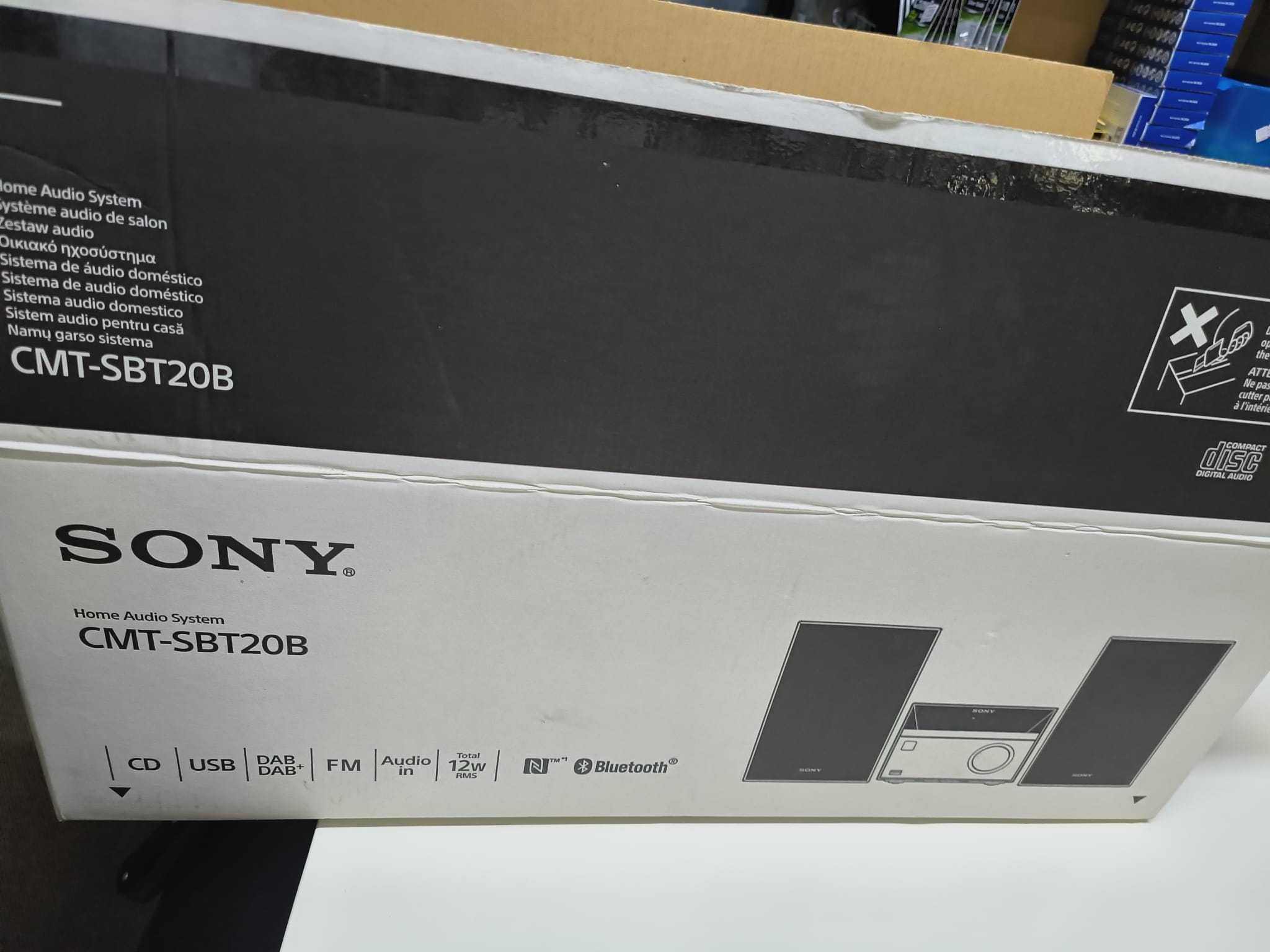 SONY Sony CMT-SBT20B CD, FM / DAB+ Tuner, RDS, USB-Eingang, Bluetooth, NFC), 2x 5 W Elektroniktrade Switzerland