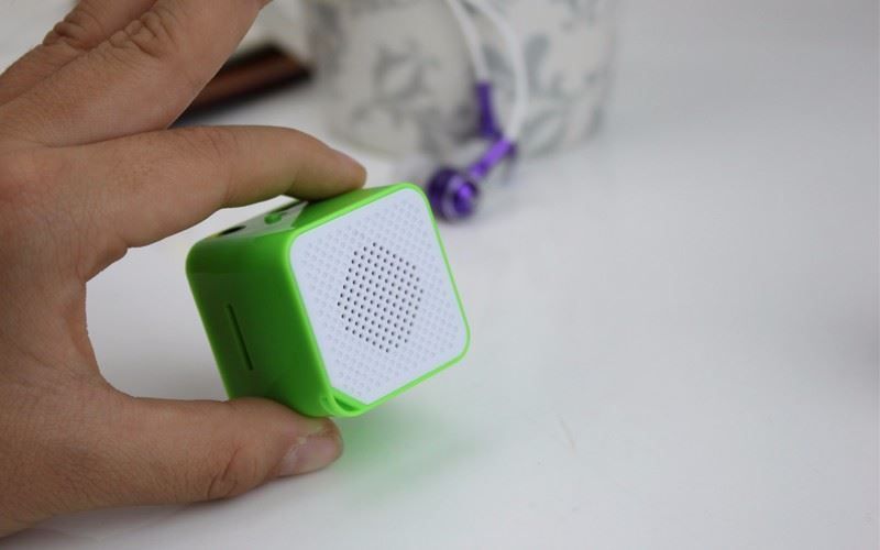 Mini Speaker & MP3 Player inkl. MicroSD Slot | #Elektroniktrade.ch#