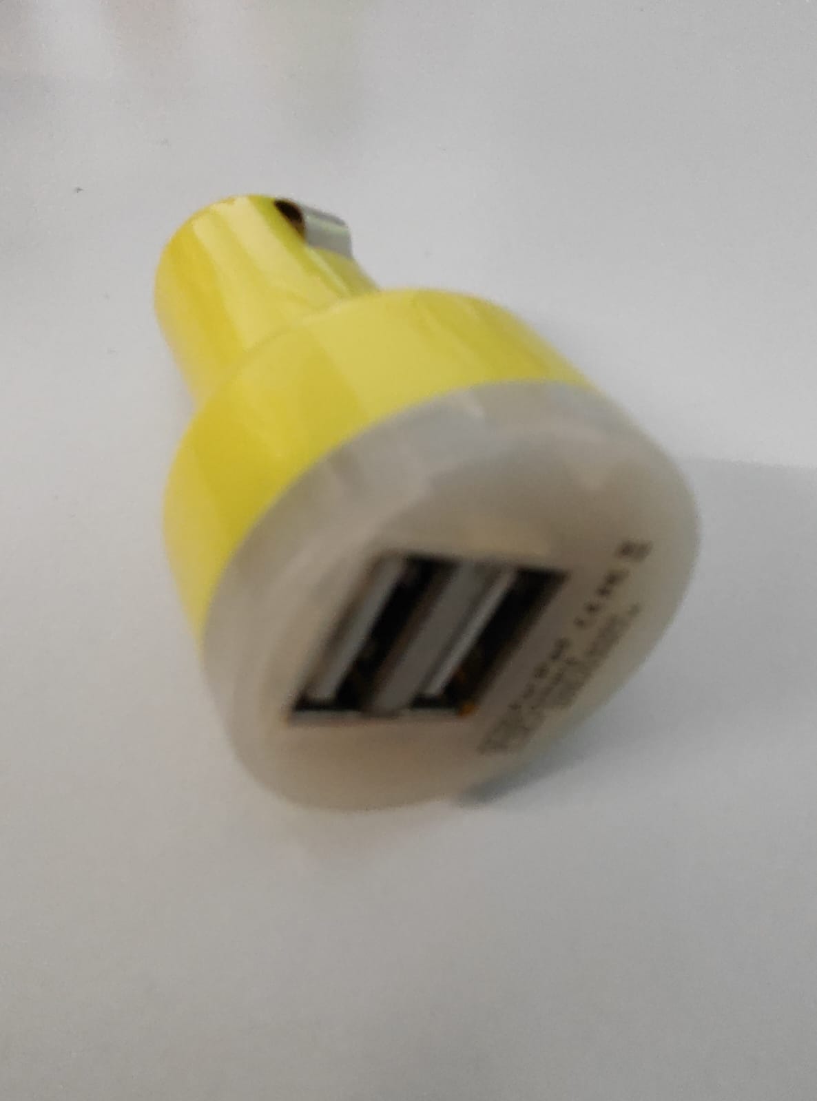 Kfz Dual USB Adapter 3,1A Auto Zigarettenanzünder 12V Ladegerät