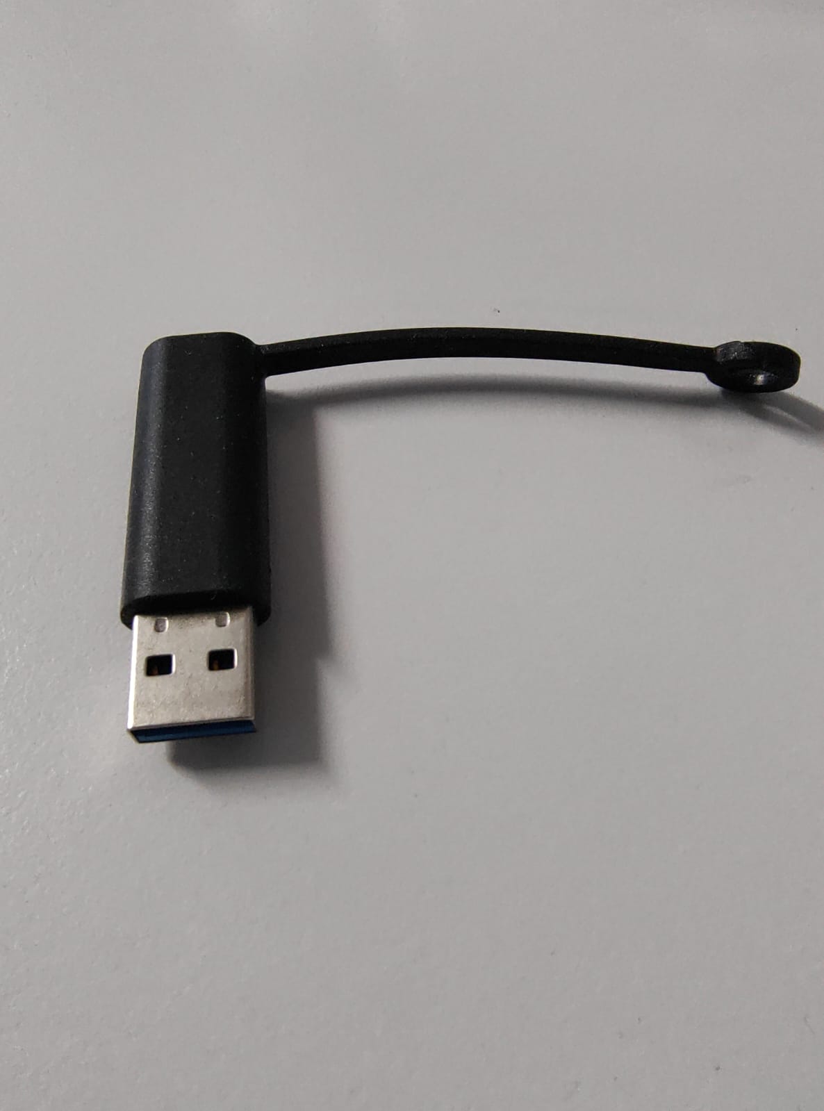 USB-C auf USB A Adapter mit schlaufe