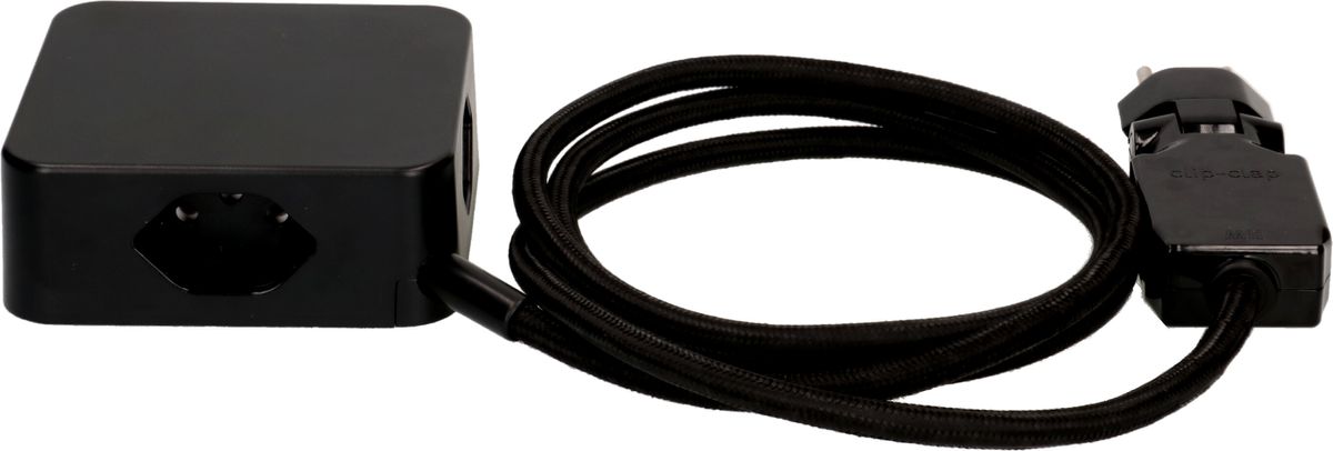 Steckdosenleiste Cube 3x Typ 13 schwarz / schwarz USB 2m cli.