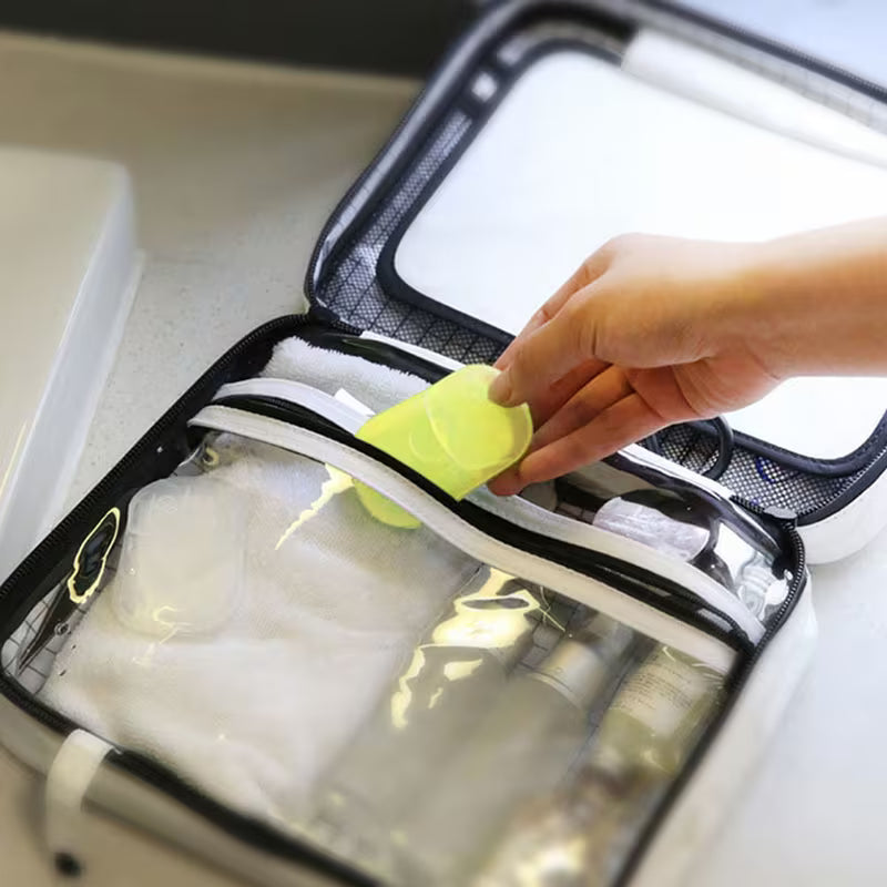 Farbiger Einwegbehälter mit 20 Handseifenpapiere, ideal für unterwegs