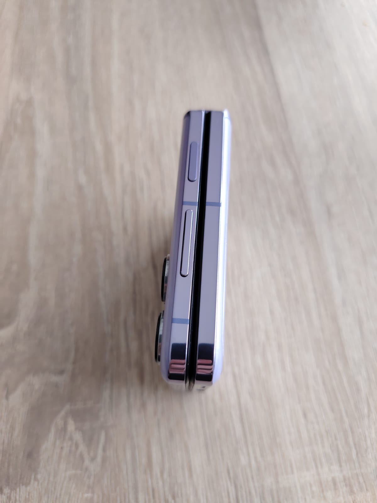 OPPO Find N2 Flip (256 GB, Moonlit Purple, Dual SIM, 5G) (Gebraucht Artikel mit Garantie bis 17.03.2026 )