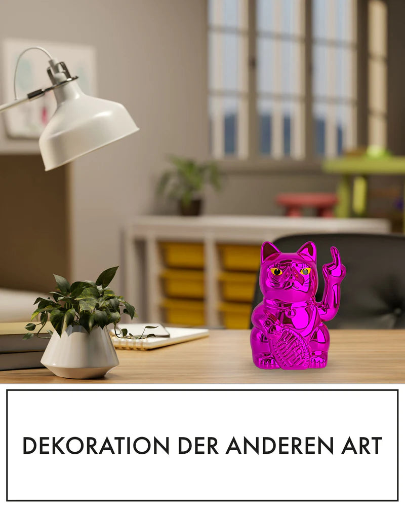 SOLAR CAT - METALLIC PINK - Winkekatze mit Stinkefinger