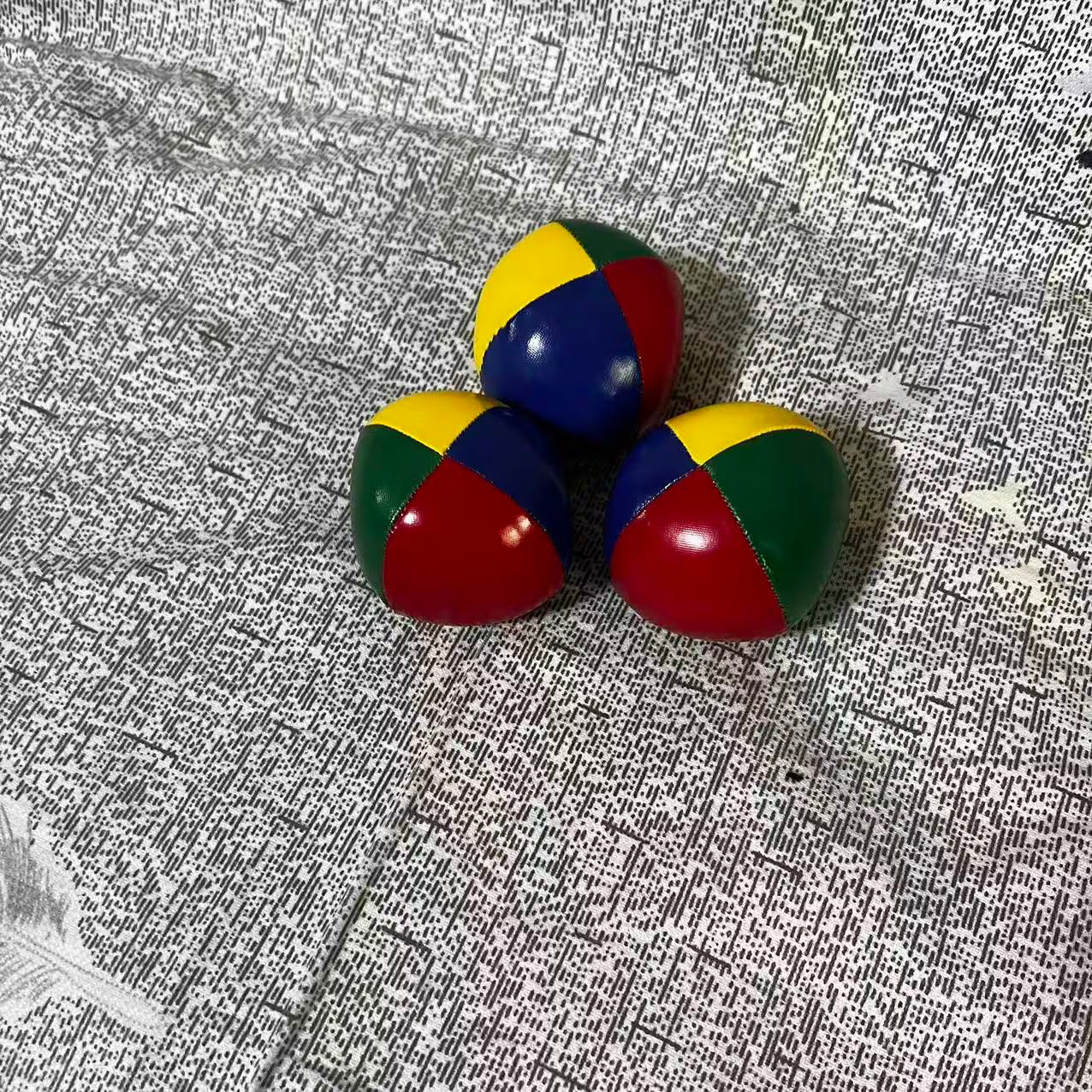 Jonglierball-Set – Leuchtend farbige Akrobatikbälle 3er Set