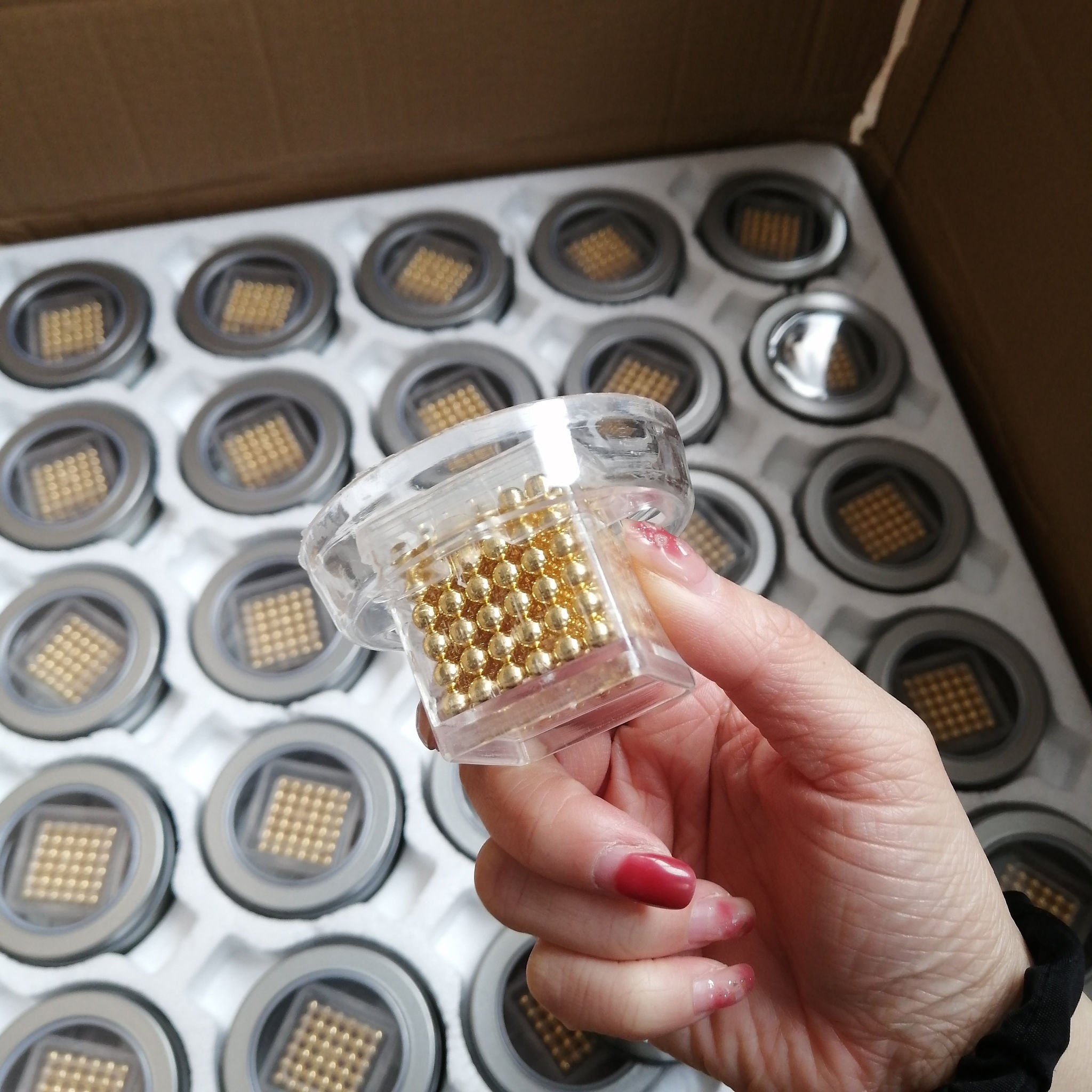 Elektroniktrade 216 Mini Magnetkugeln Gold Grösse 4.9mm Elektroniktrade Switzerland