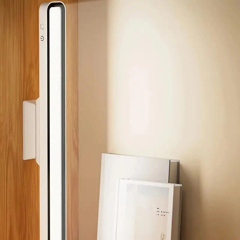 Elektroniktrade Lese, Küchen, Büro Lampe, LED-Licht mit Halter mit USB Aufladbar Elektroniktrade Switzerland