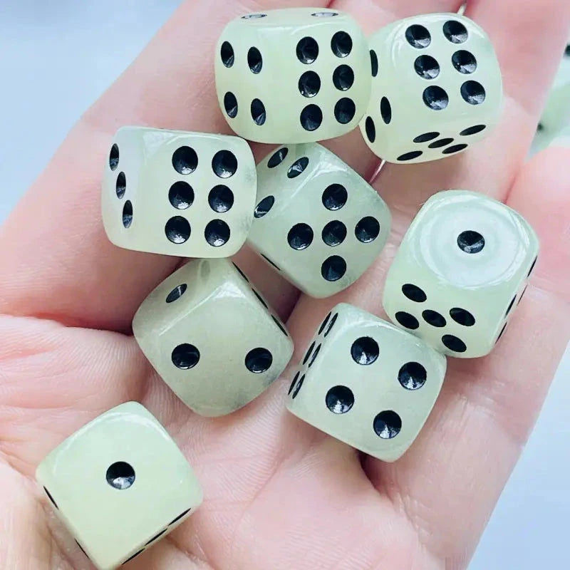Elektroniktrade Leuchtende Würfel, Sehr Geeignet für Spiele bei Familientreffen oder Partys elektroniktrade Switzerland