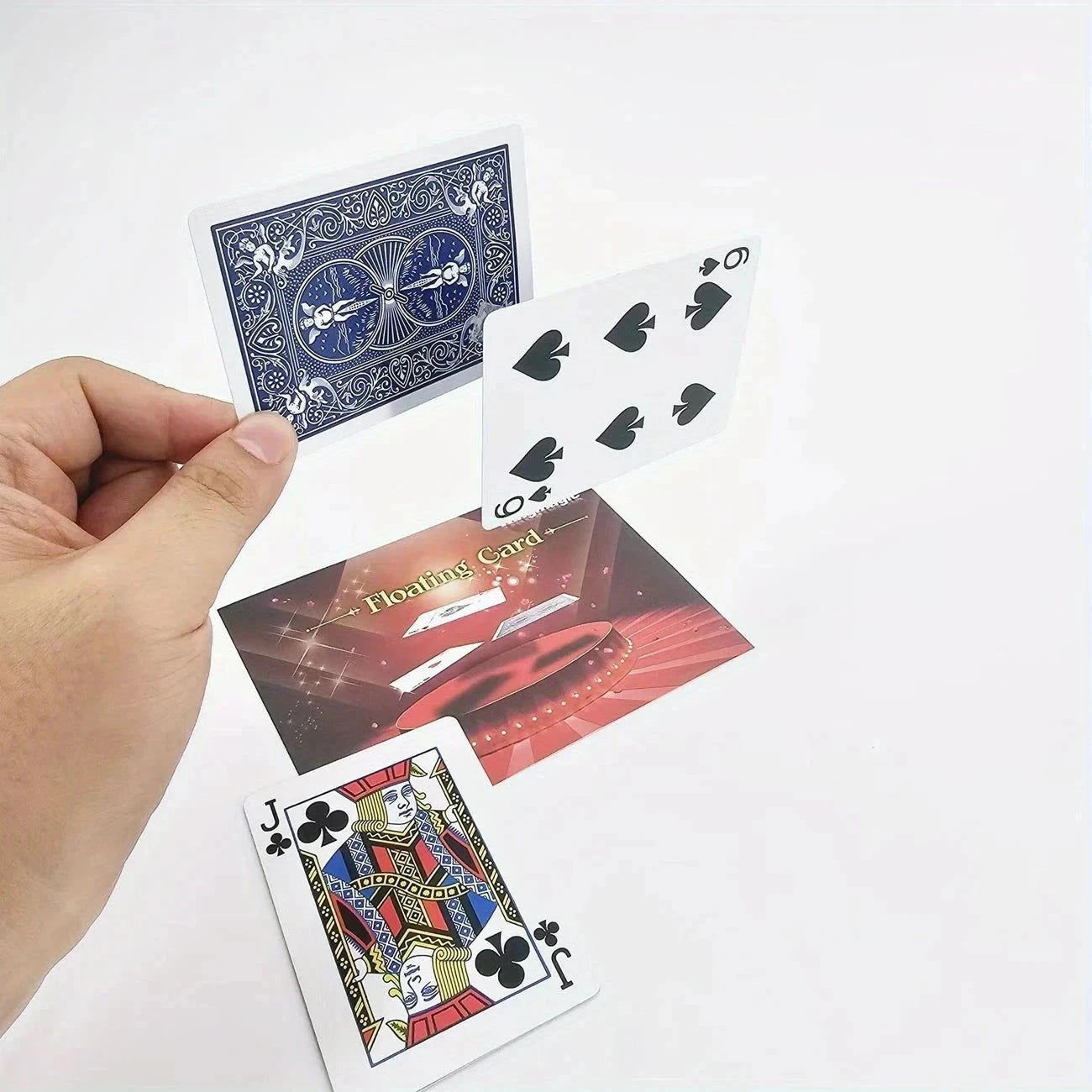 Elektroniktrade Magisches schwebendes Kartenset - Premium-Spielkarten aus Papier elektroniktrade Switzerland