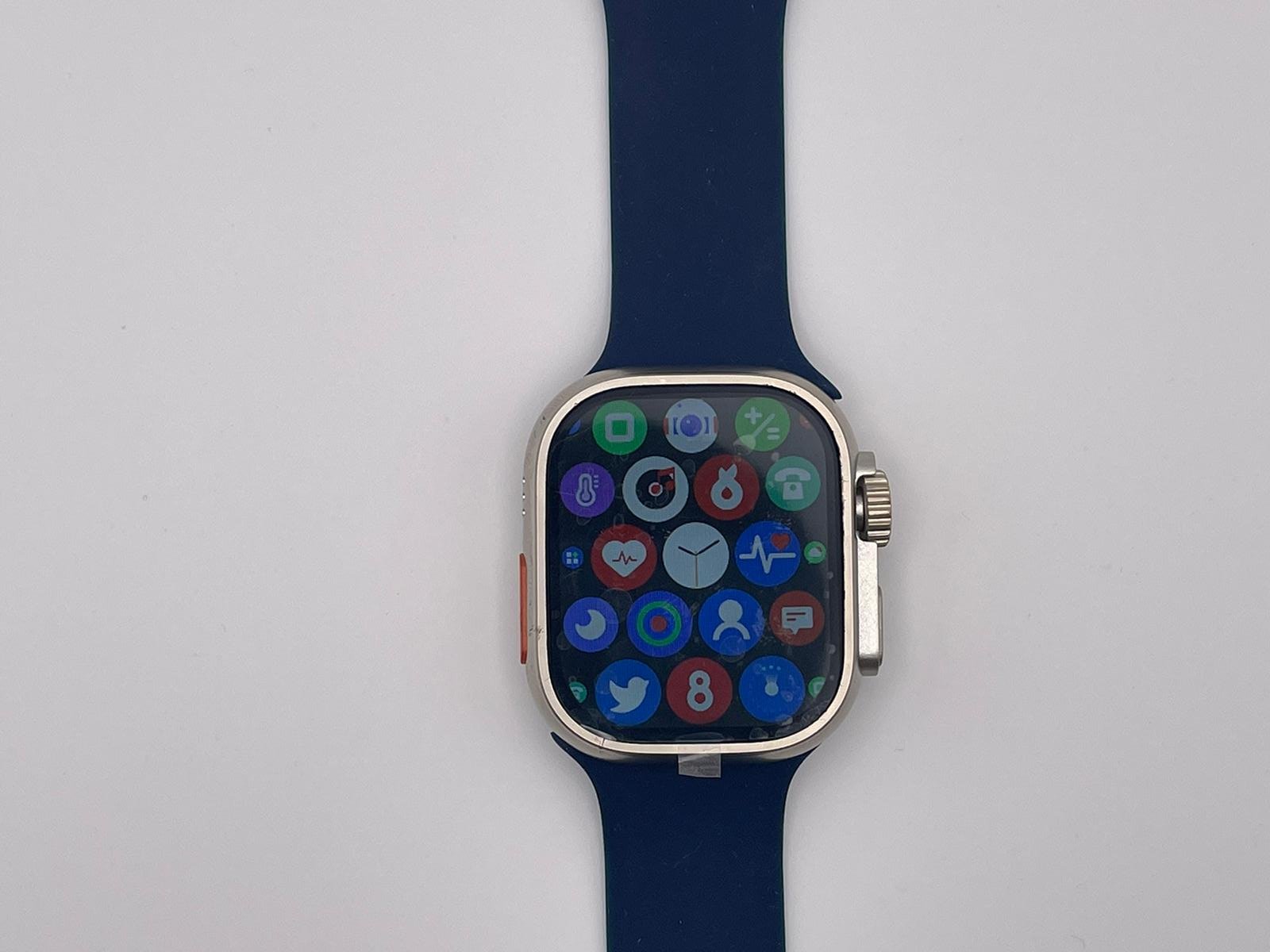 Elektroniktrade Smartwatch Ultra 9 DT900 Big 2.06 + 7 Bänder / Wireless Charger / Silicone Case Elektroniktrade Switzerland