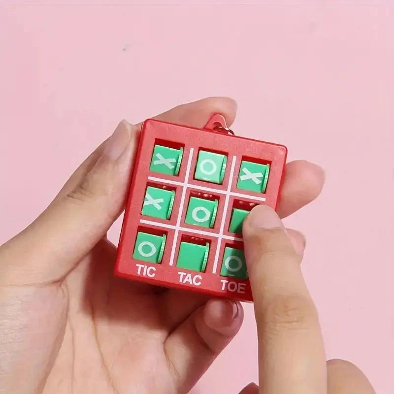 Elektroniktrade Tic Tac Toe Schlüsselanhänger Fidget Kunststoff Schlüsselanhänger Elektroniktrade Switzerland
