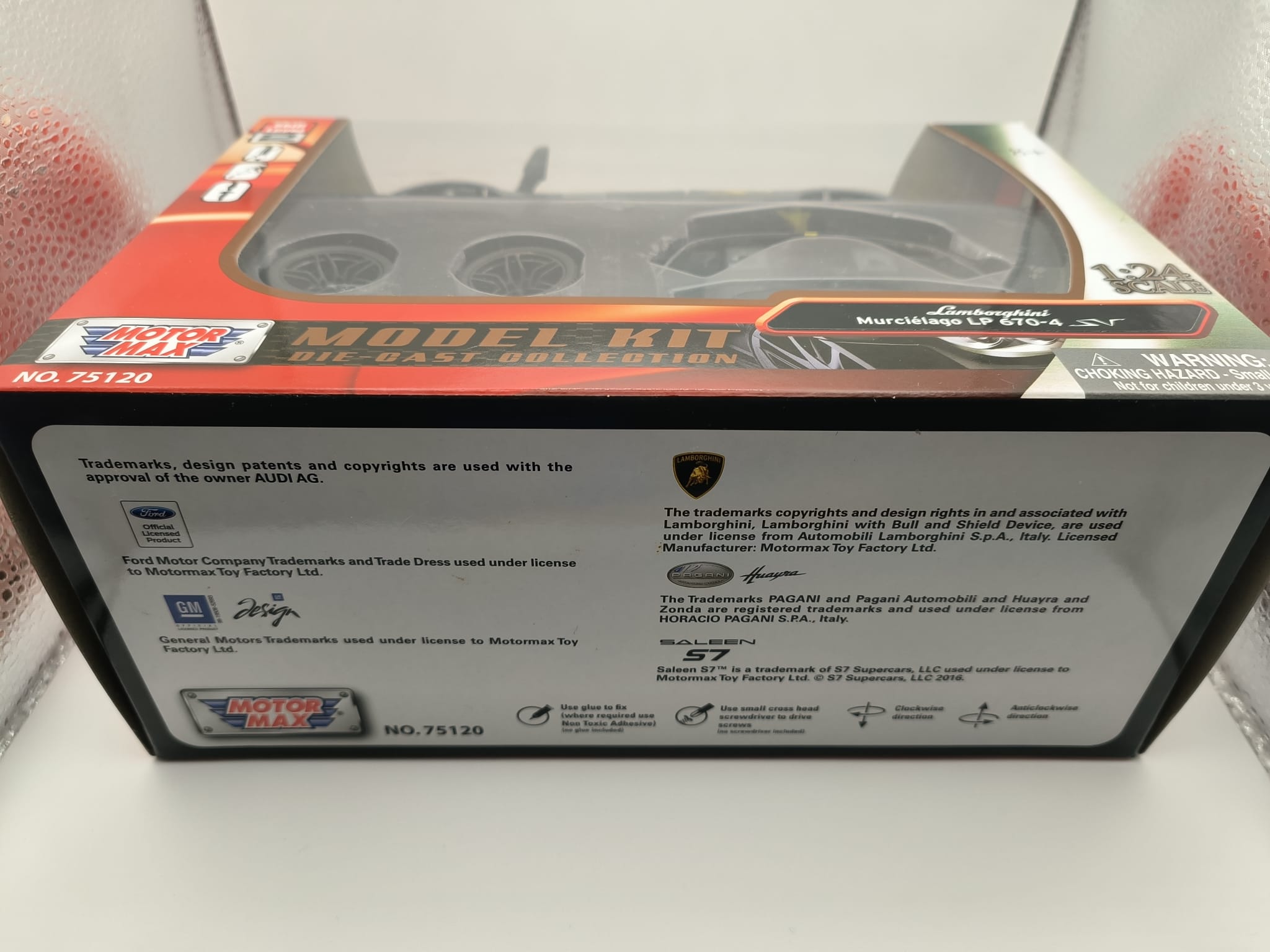 Motor Max DIV Model Kit - Modell Auto - 1:24 Lamborghini Murcielago LP670-4 SV elektroniktrade Switzerland