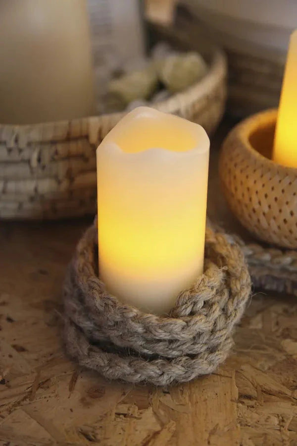 Schönenberger LED Pillar Kerze 2er Pack Wave Indoor, Weiss, 6cm Höhe, Timerfunktion Elektroniktrade Switzerland